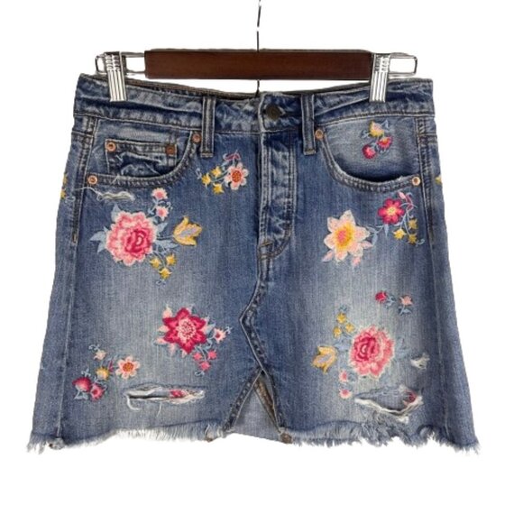American Eagle Outfitters Dresses & Skirts - American Eagle Womens Embroidered Floral Denim Mini Skirt Size 2 Festival Boho